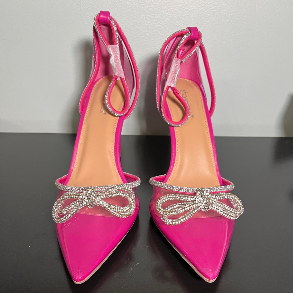 Raspberry pink bow heel